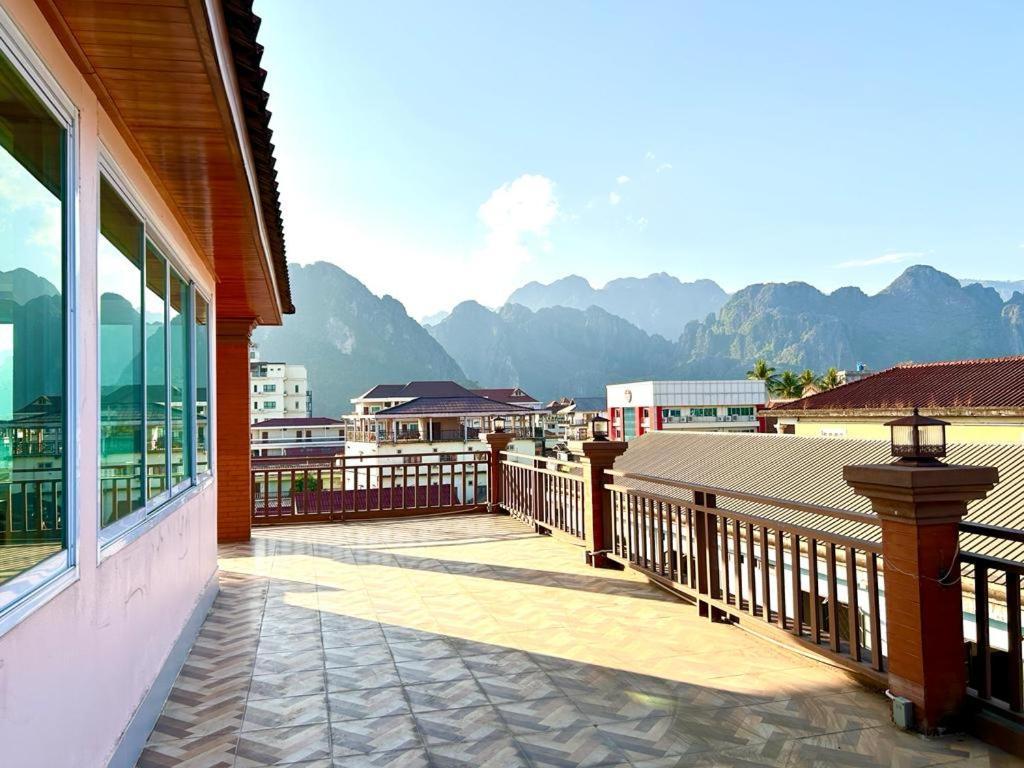 Sisavang Hotel Vang Vieng Extérieur photo